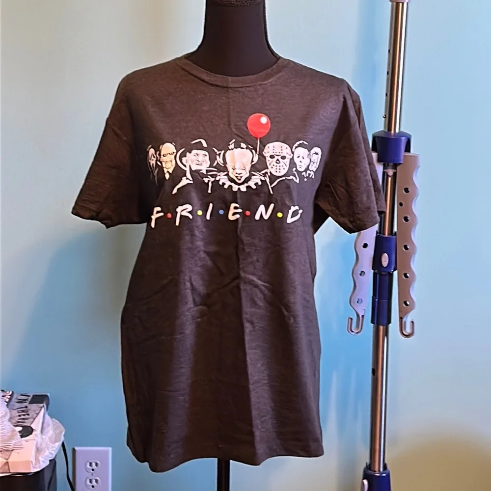 NWOT Smart Blanks Medium Friends Horror Movie Version Tee - Picture 1 of 6